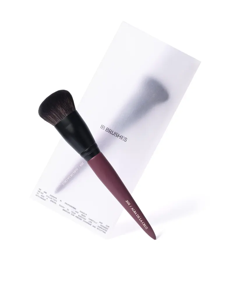 201 - Brocha tupida para base - IBbrushes x Alba de la Cruz