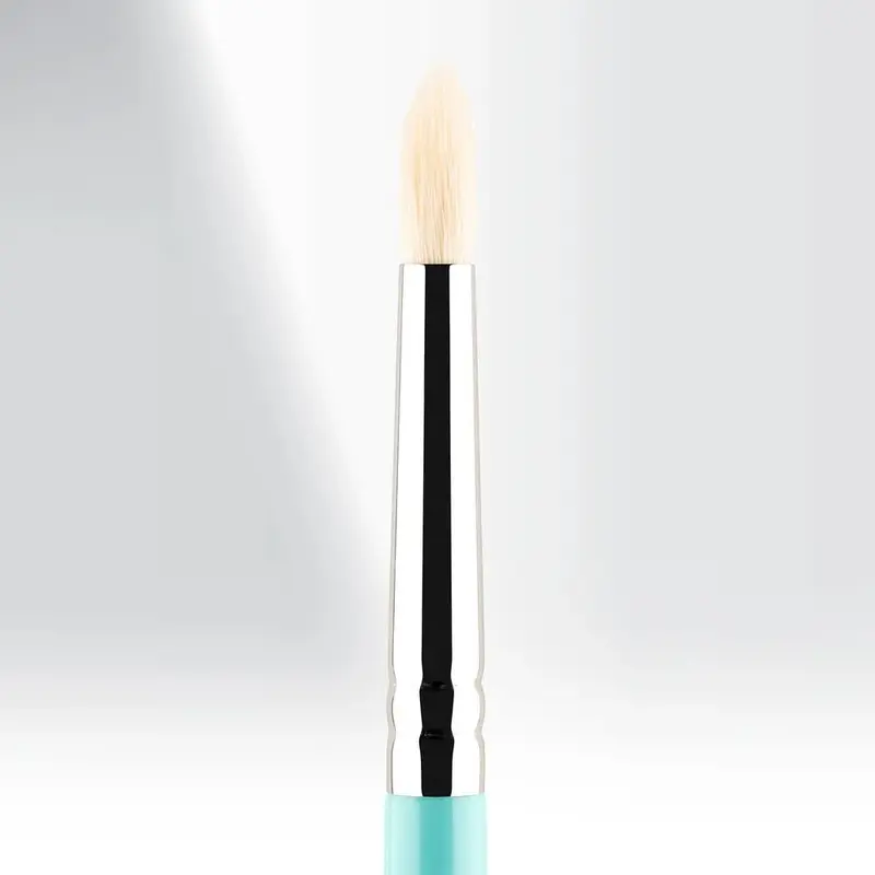 243 - MY TAPERED CREASE - MYKITCO