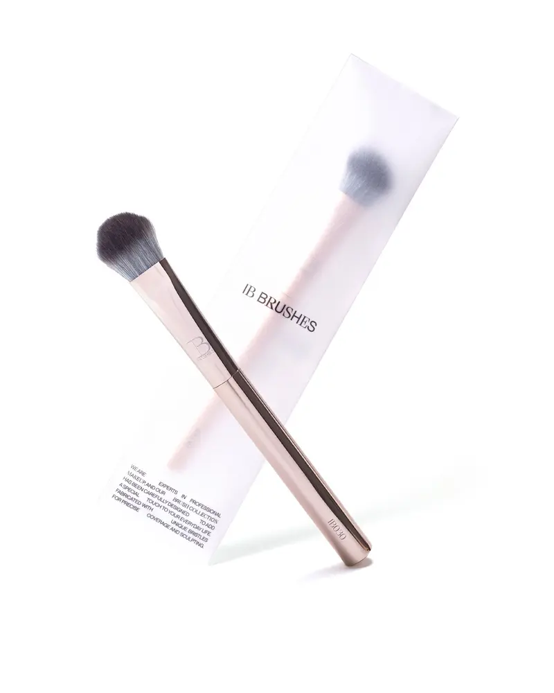 IB030 Gold - Brocha corte angular pequeña - IBbrushes Gold Collection