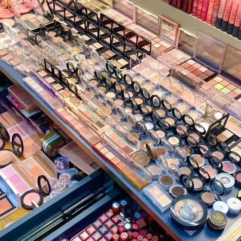 Kit Surprise Makeup